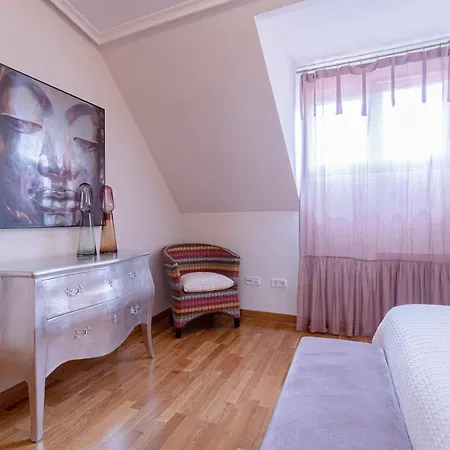 De La Guardia Rosal Apartman Oviedo